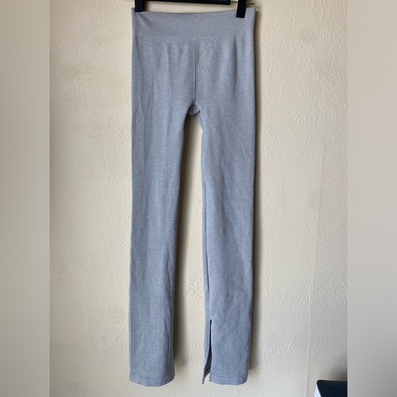 Fabletics Pants - EUC Fabletics Grey Split Leggings
